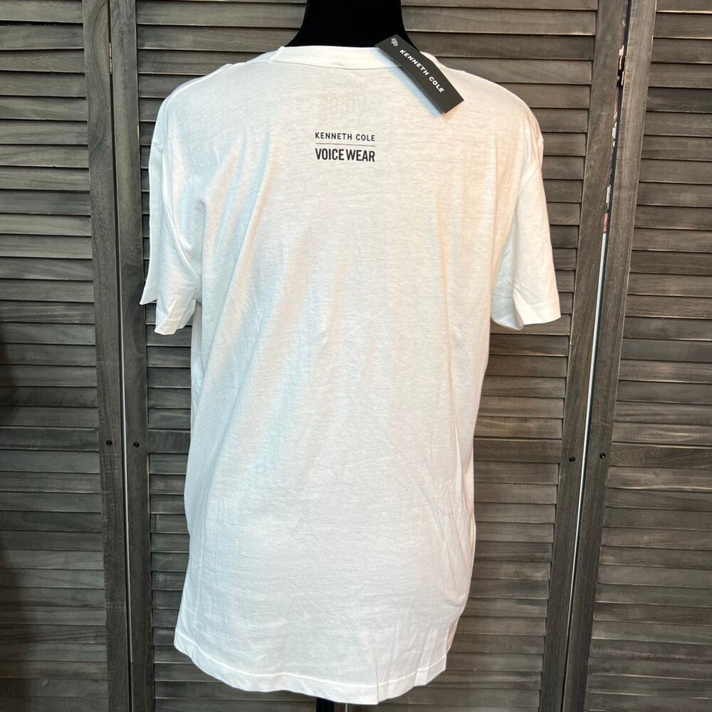 Kenneth Cole VoiceWear White Stand For Something Graphic Tee Medium NWT Cotton - Picture 3 of 7